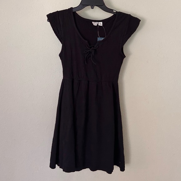 Roxy Black Dress - Picture 1 of 2